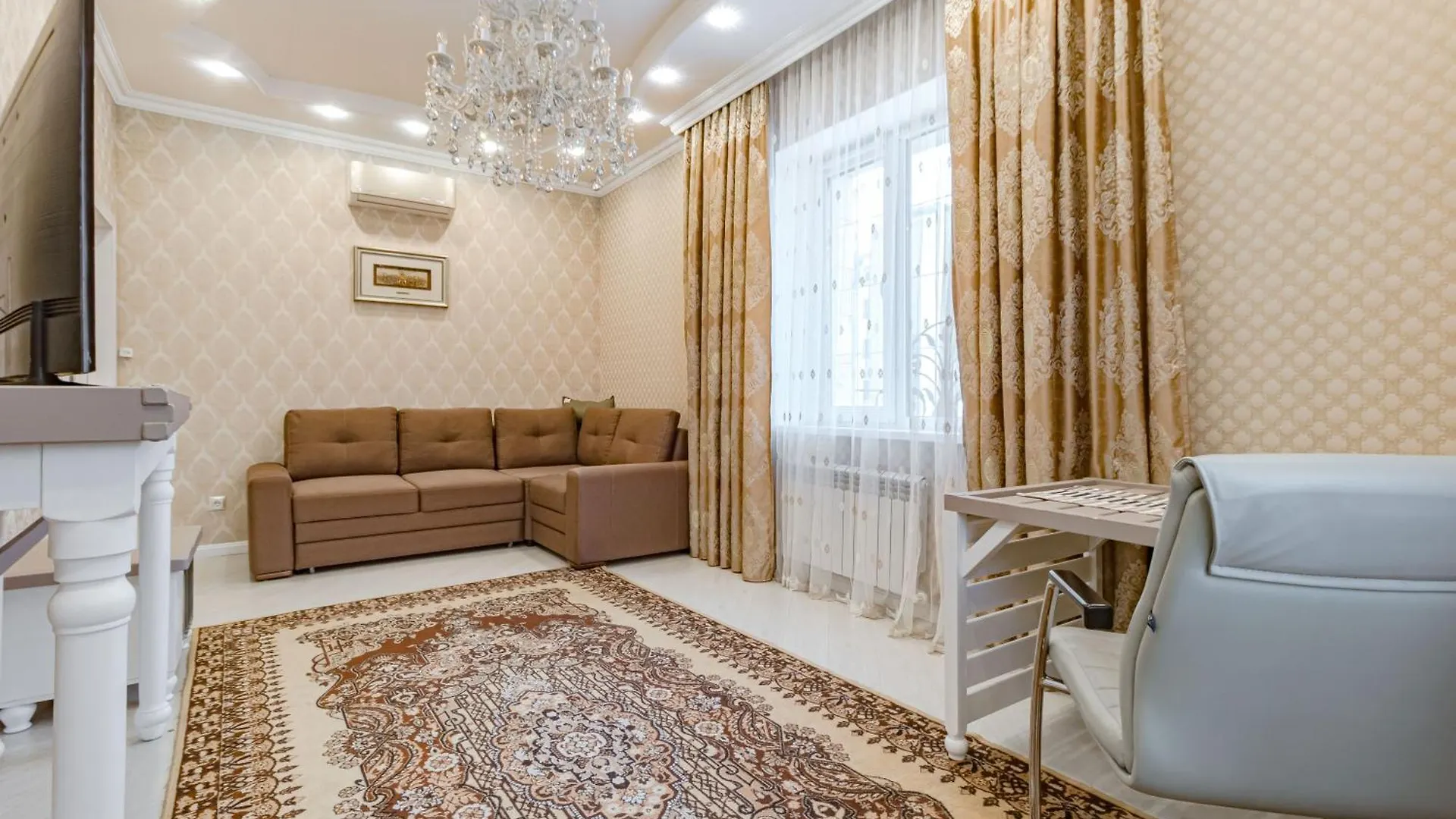 Венский Квартал-29 Apartments- Expo, Mega Silky Way Astana 0*,